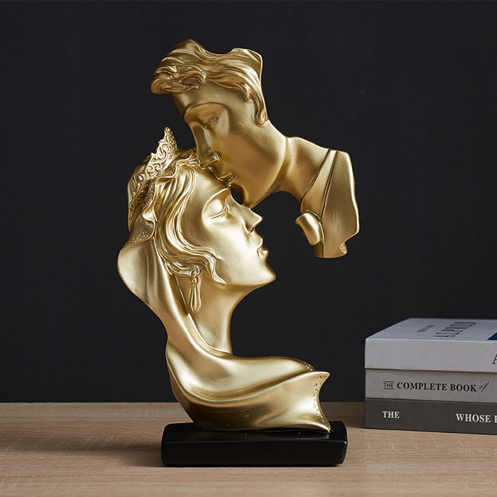 GoldKiss - Sculpture Exquisite Resin Couple Gift Creative Statue